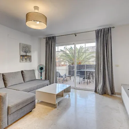 Appartamento Paraiso Palm Mar Beautiful Spacious Apartment With Ac And Heated Swiming Pool