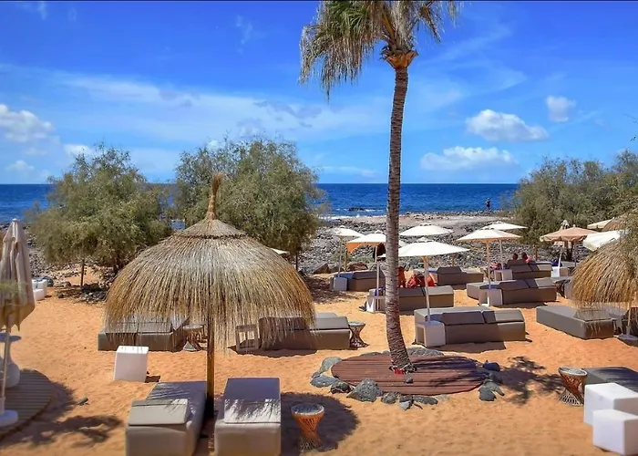 公寓 Paraiso Mar Beautiful & Bright Renovated With Air Conditioning 滨海帕尔姆